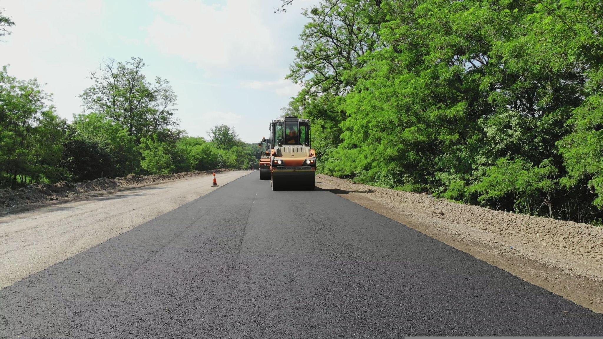 Transforming Damaged Roads with Micro Surfacing: A Cost-Effective Solution